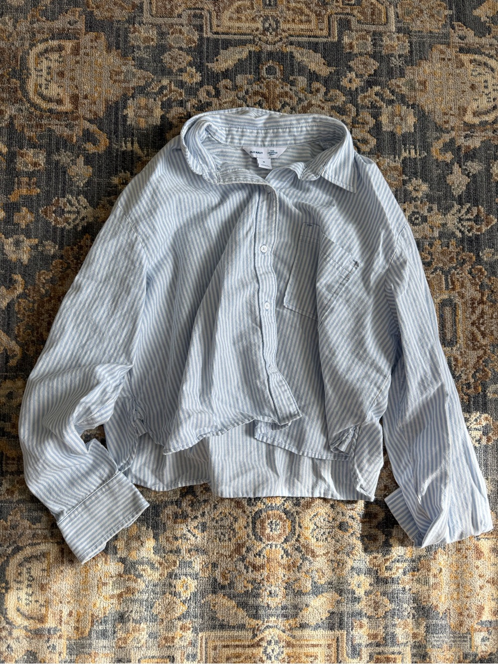 Old Navy Light Blue and White Striped Button-Down Shirt Cropped